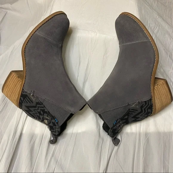 Toms Esme Iron Grey Suede & Jacquard Boots Women’s 6 Like New - Picture 2 of 14